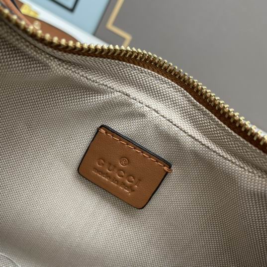 Gucci Attache 699409 23x22x5cm ww  (23)
